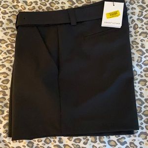 Gibson and Latimer Dress Shorts Size 8 New